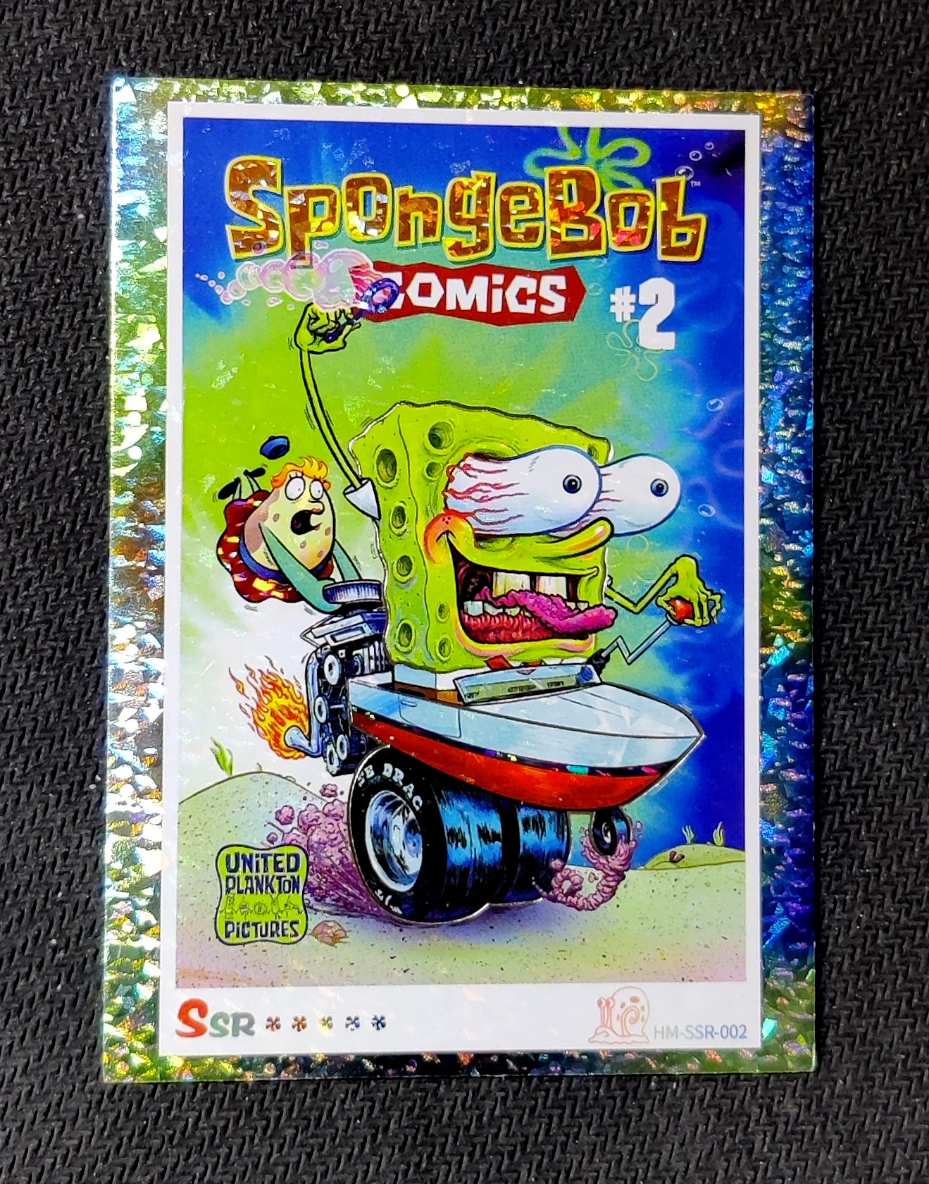 carte holographique SSR n°02 provenant du TCG Bob L'Éponge Premium (série 1)